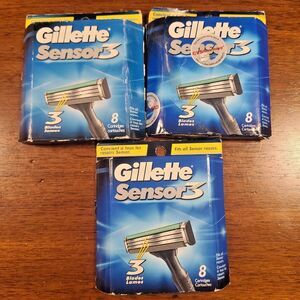 READ 24 GILLETTE SENSOR 3 RAZOR BLADES REFILL CARTRIDGES - 3 PACKS TOTAL (8 ea)